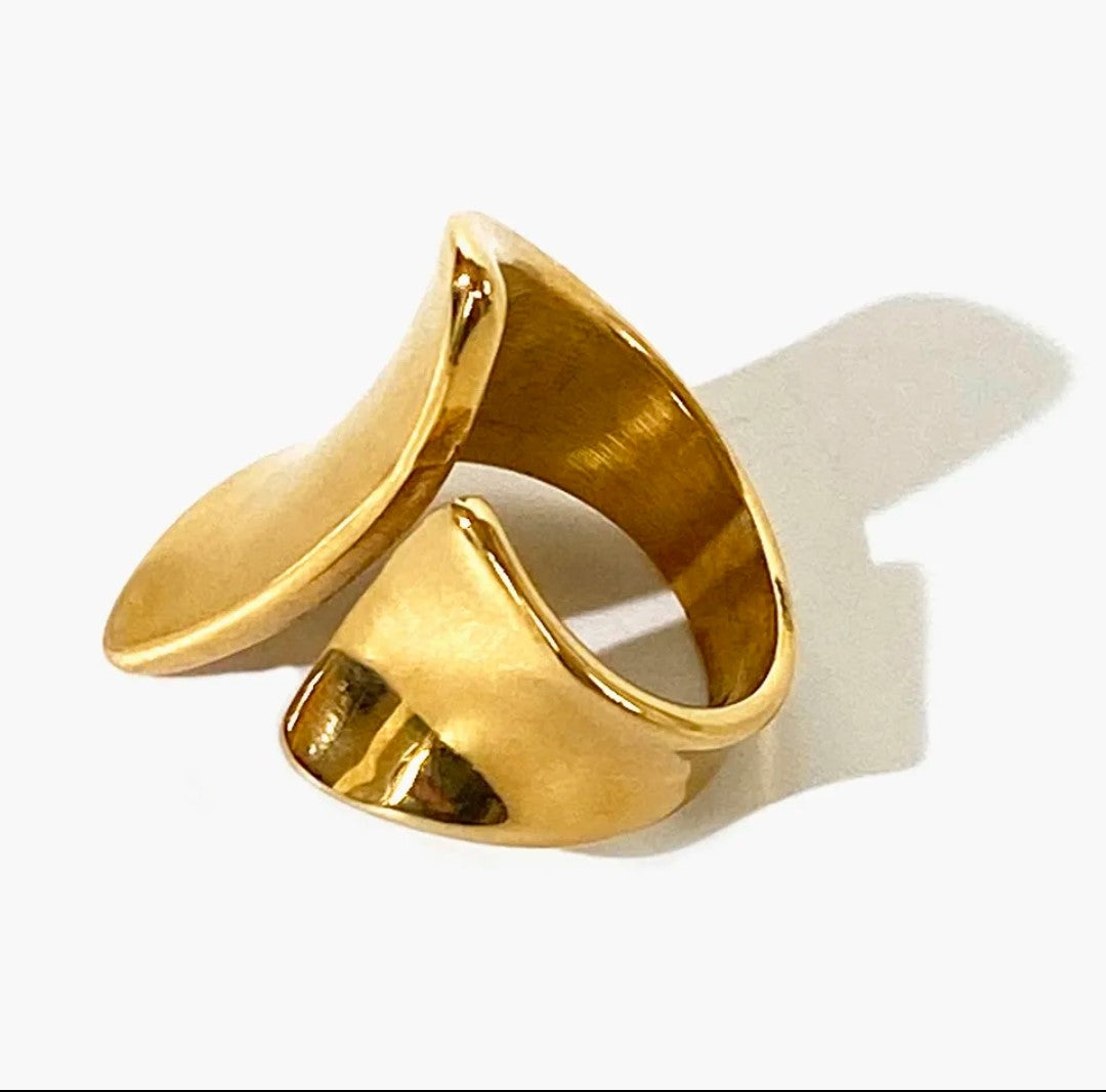 Bold Gold Wrap Ring