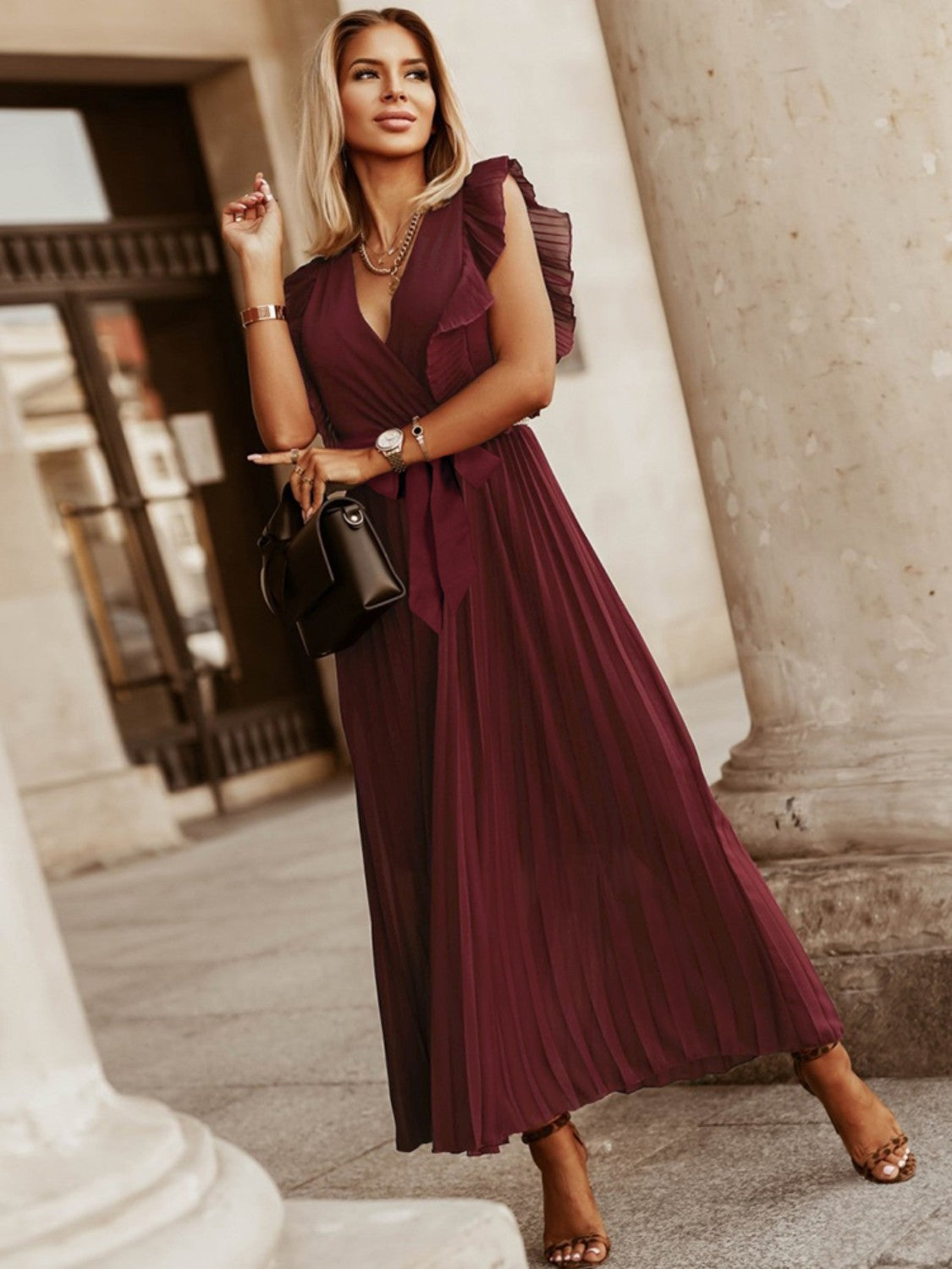 Alice's Cap Sleeve Pleated Maxie Dress