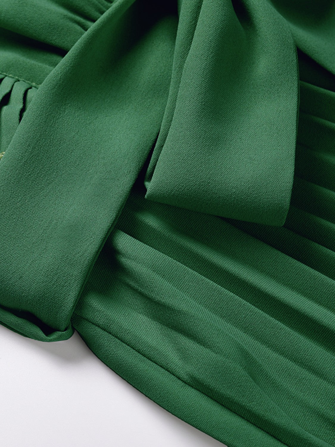 Closeup of Alice's Cap Sleeve Pleated Maxie Dress