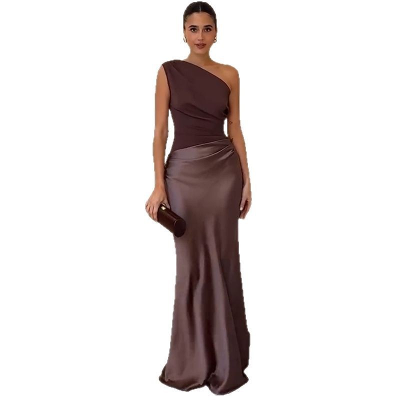 Contrast Diagonal Collar Backless Sheath Dress
