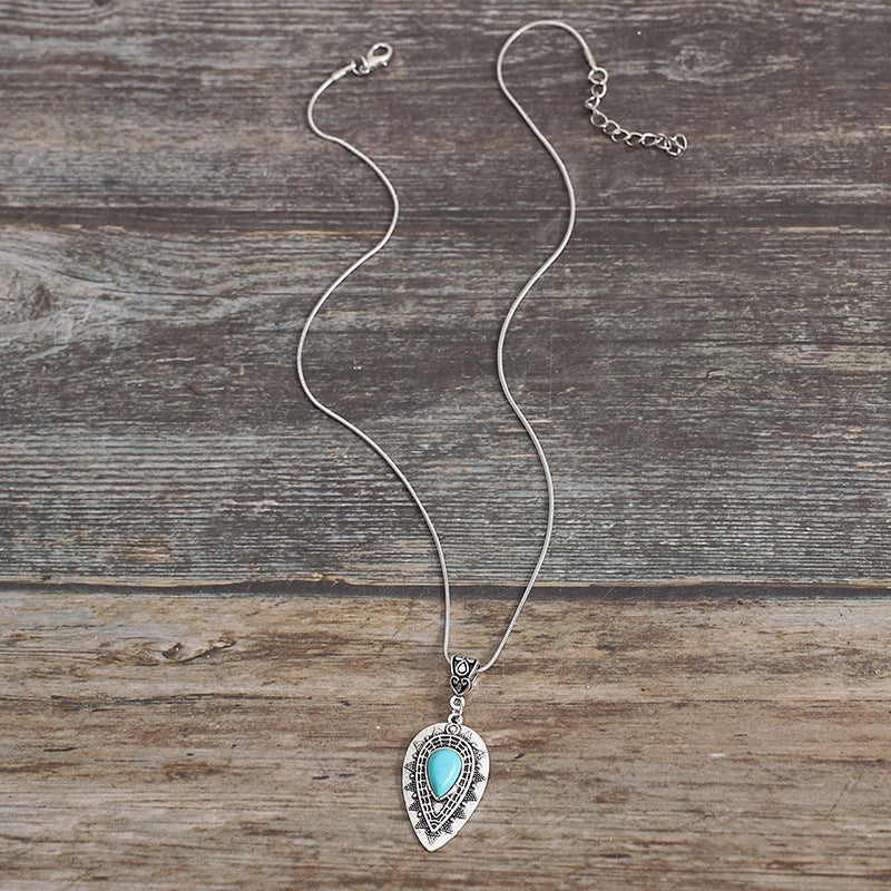 Turquois Tribal Pendant Necklace