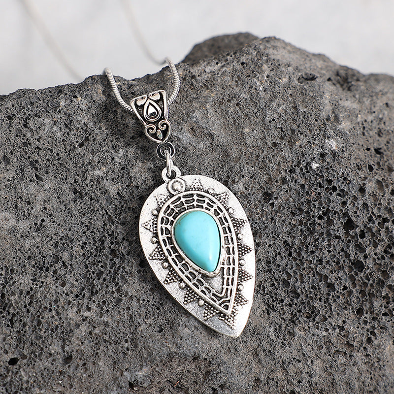 Turquois Tribal Pendant Necklace