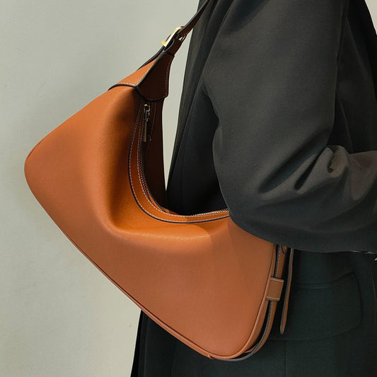 Leather One-shoulder Slim Handbag