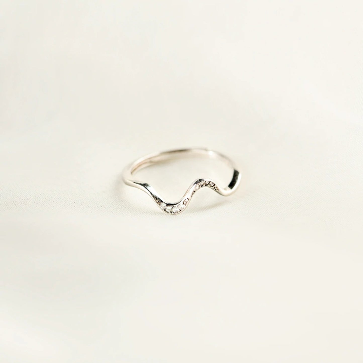 Sterling Silver Inlaid Zircon Wave Shape Ring